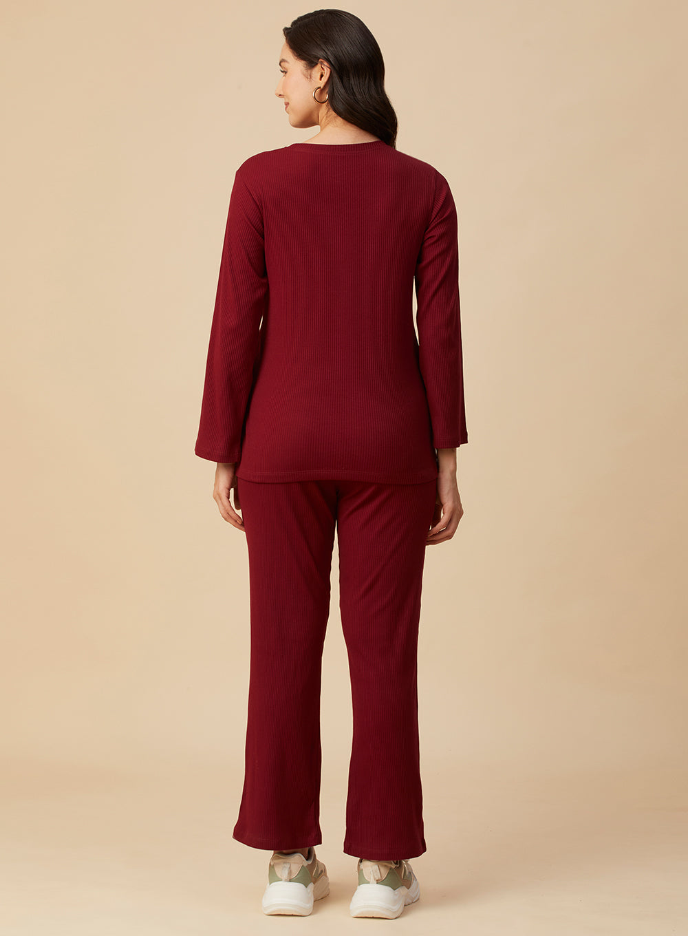 #Color_MAROON
