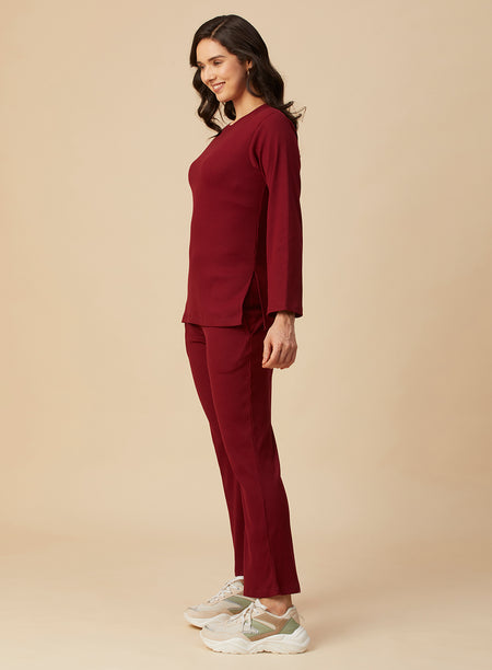 #Color_MAROON