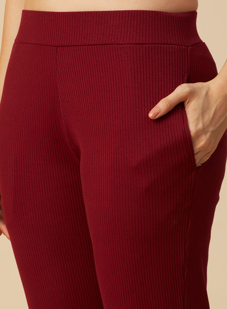 #Color_MAROON