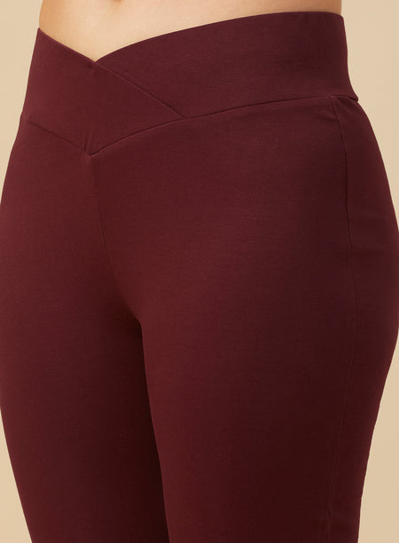 #Color_MAROON