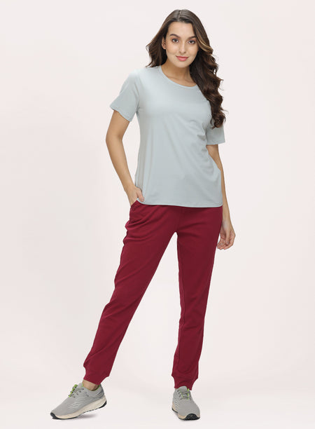 #Color_MAROON