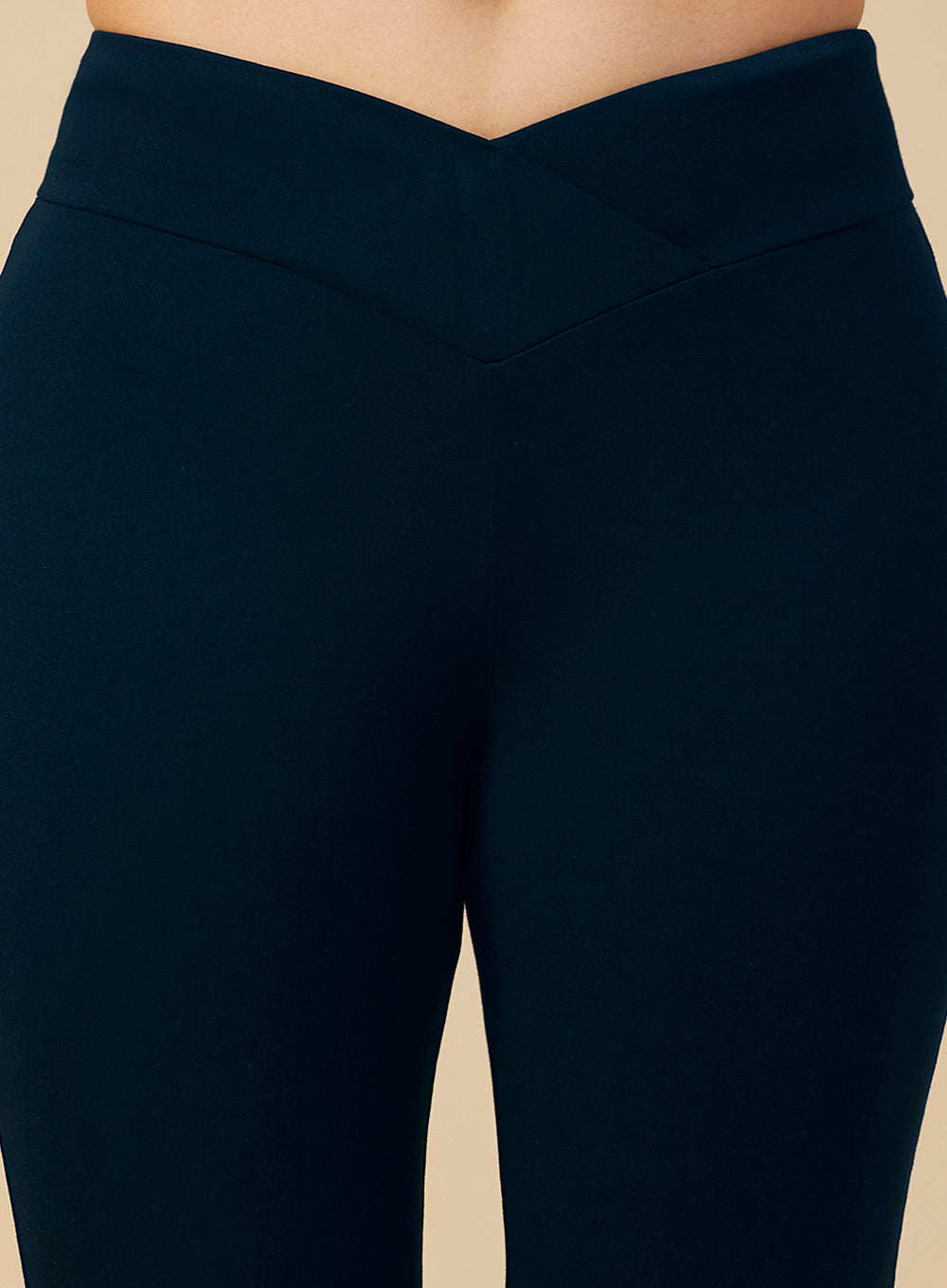 #color_NAVY
