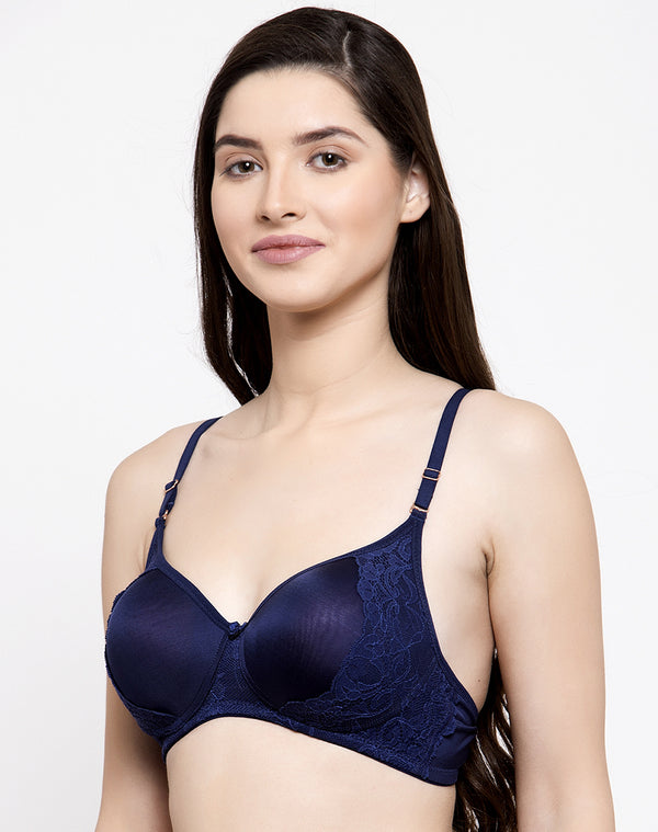 GS Paris Beauty - Padded bra collections on a jaw dropping sales. Shop from  our exclusive range on slashed prices. Visit www.gsparisbeauty.com and shop  from our year-end sale collection. #gsparisbeauty #plussize #paddedbra #